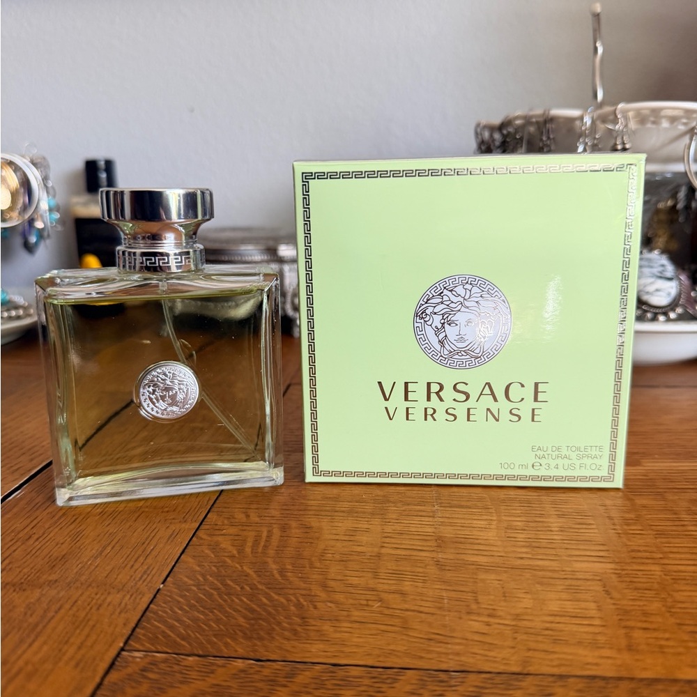 Versace Versense Eau de Toilette in Light Green